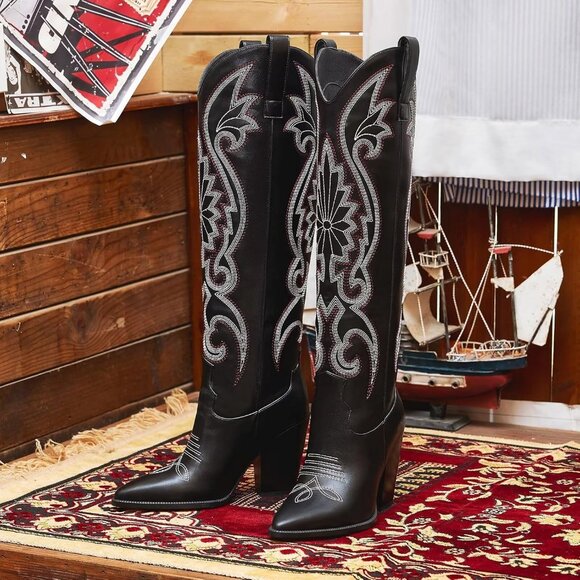 Women's Knee High Western Embroidered Chunky Heel Tall Black Boots - Picture 3 of 6